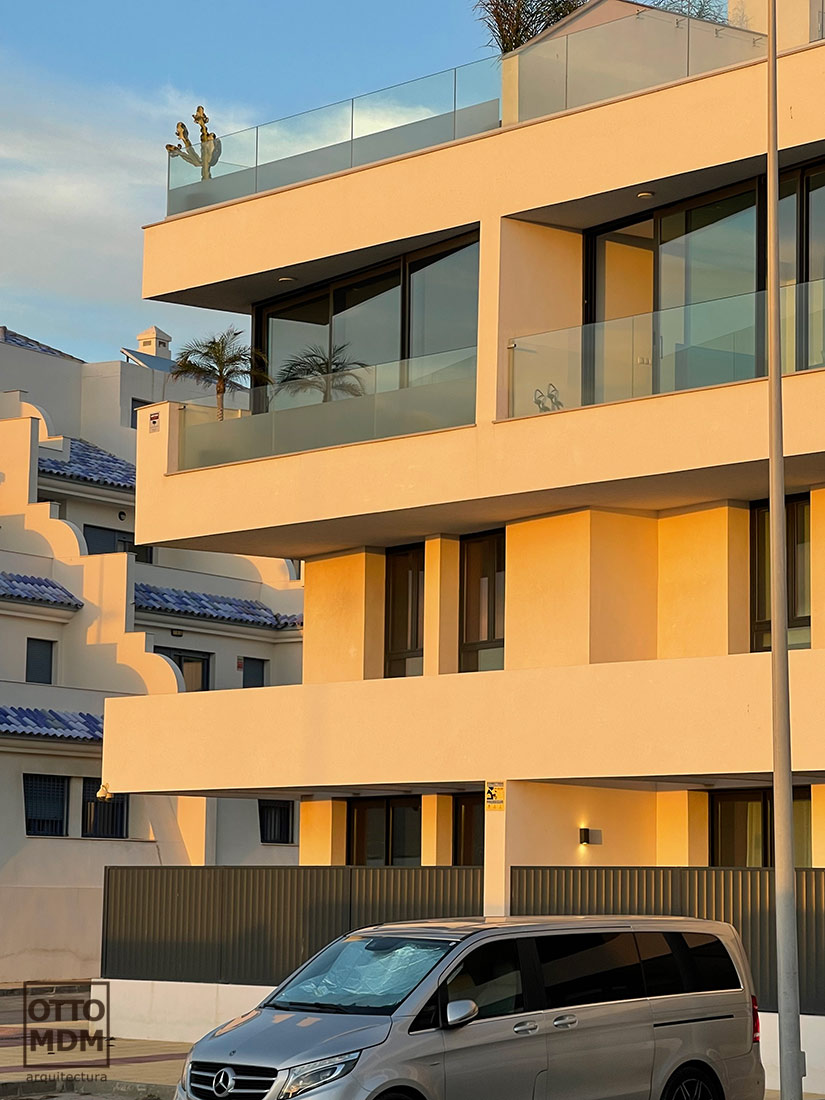 Vivienda colectiva, Bloque Tarifa - Otto Medem Arquitectura