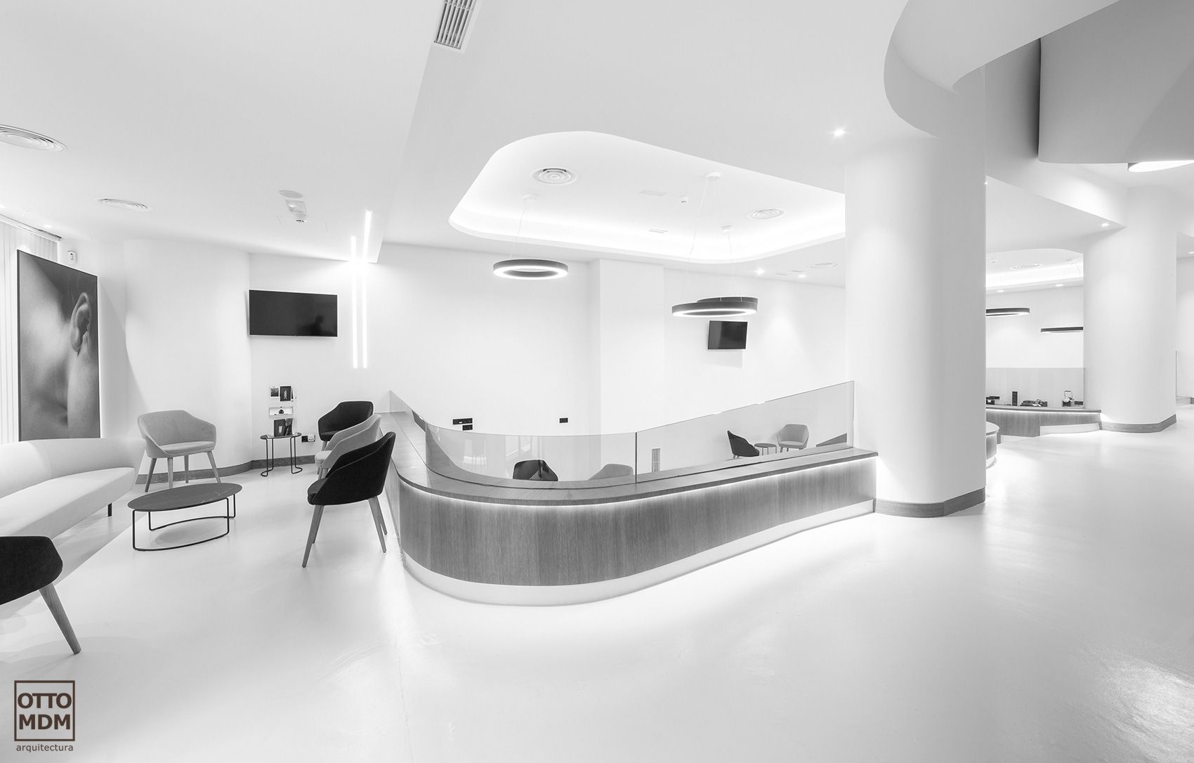 Equipamiento arquitectura, Clínica Martín del Yerro - Otto Medem Arquitectura