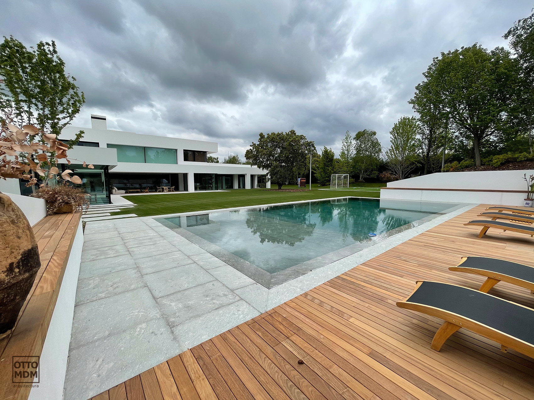 Vivienda unifamiliar de lujo en Madrid, La Finca, Los Lagos - Otto Medem Arquitectura