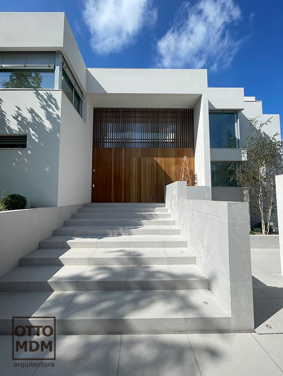 Vivienda unifamiliar de lujo en Madrid, arquitectura mediterránea de vanguardia Vivienda unifamiliar de lujo en Madrid, arquitectura mediterránea de vanguardia