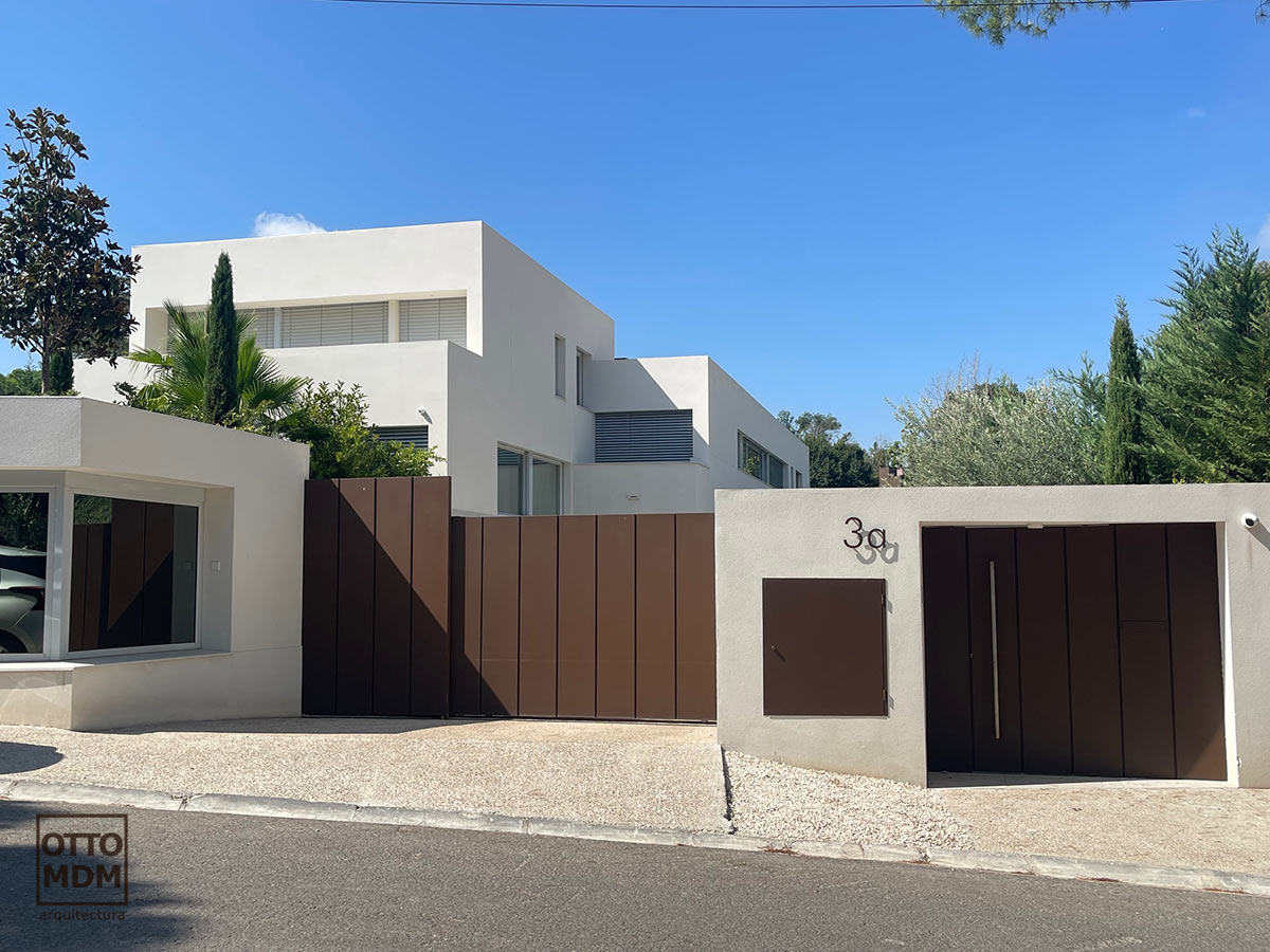 Vivienda unifamiliar de lujo en Madrid, arquitectura mediterránea de vanguardia Vivienda unifamiliar de lujo en Madrid, arquitectura mediterránea de vanguardia